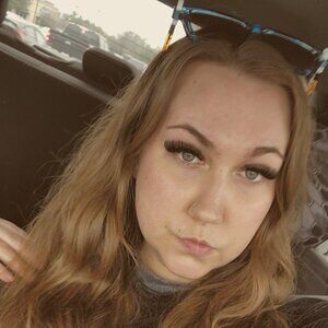 Meet your Posher, Mikayla
